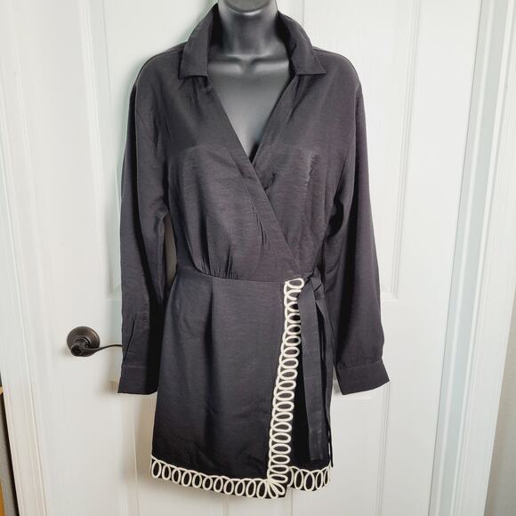 MØN RENN Dresses & Skirts - Mon Renn Dress Small Black Sentiment Mini Wrap Plunge Neck Belt Cornelli NEW